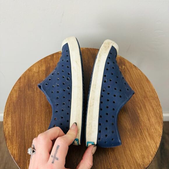 Native Jefferson Navy Blue Slip On Shoes Kids Size 1 - Picture 6 of 9